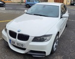 BMW 3 e90 330i