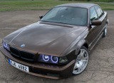 BMW  7 E38