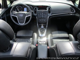 Opel Cascada 1,6 TURBO 125kw Cosmo LED 2013