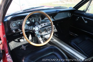 Ford Mustang po komplet renovaci v ČR 1966