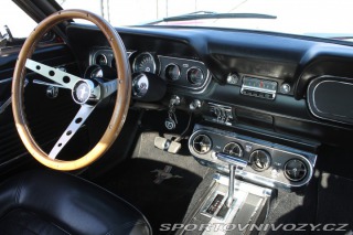 Ford Mustang po komplet renovaci v ČR 1966