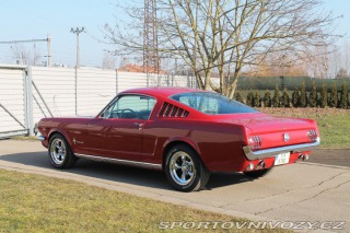 Ford Mustang po komplet renovaci v ČR 1966