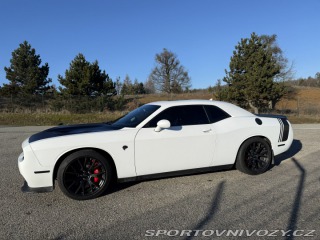 Dodge Challenger Hellcat, 6,2 V8, Manuál 2016