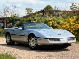 Chevrolet Corvette 5.7 V8 | Manuál 23 560mil 1986