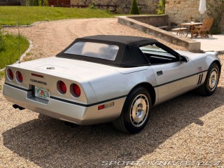 Chevrolet Corvette 5.7 V8 | Manuál 23 560mil 1986