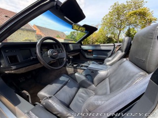 Chevrolet Corvette 5.7 V8 | Manuál 23 560mil 1986