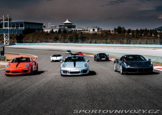 Praha a rychlá jízda: Proč patří sportovní auta na okruh, ne do města?