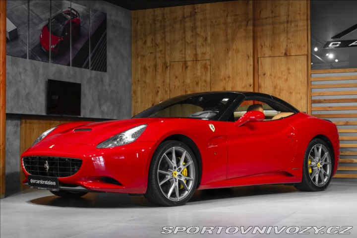 Ferrari California 4,3 4.3 V8, ROSSO CORSA, 2010