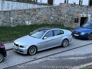 BMW 3 E90 330i 2007