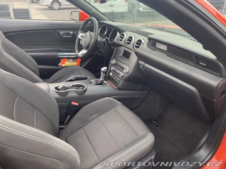 Ford Mustang 3.7V6 224kw 2015